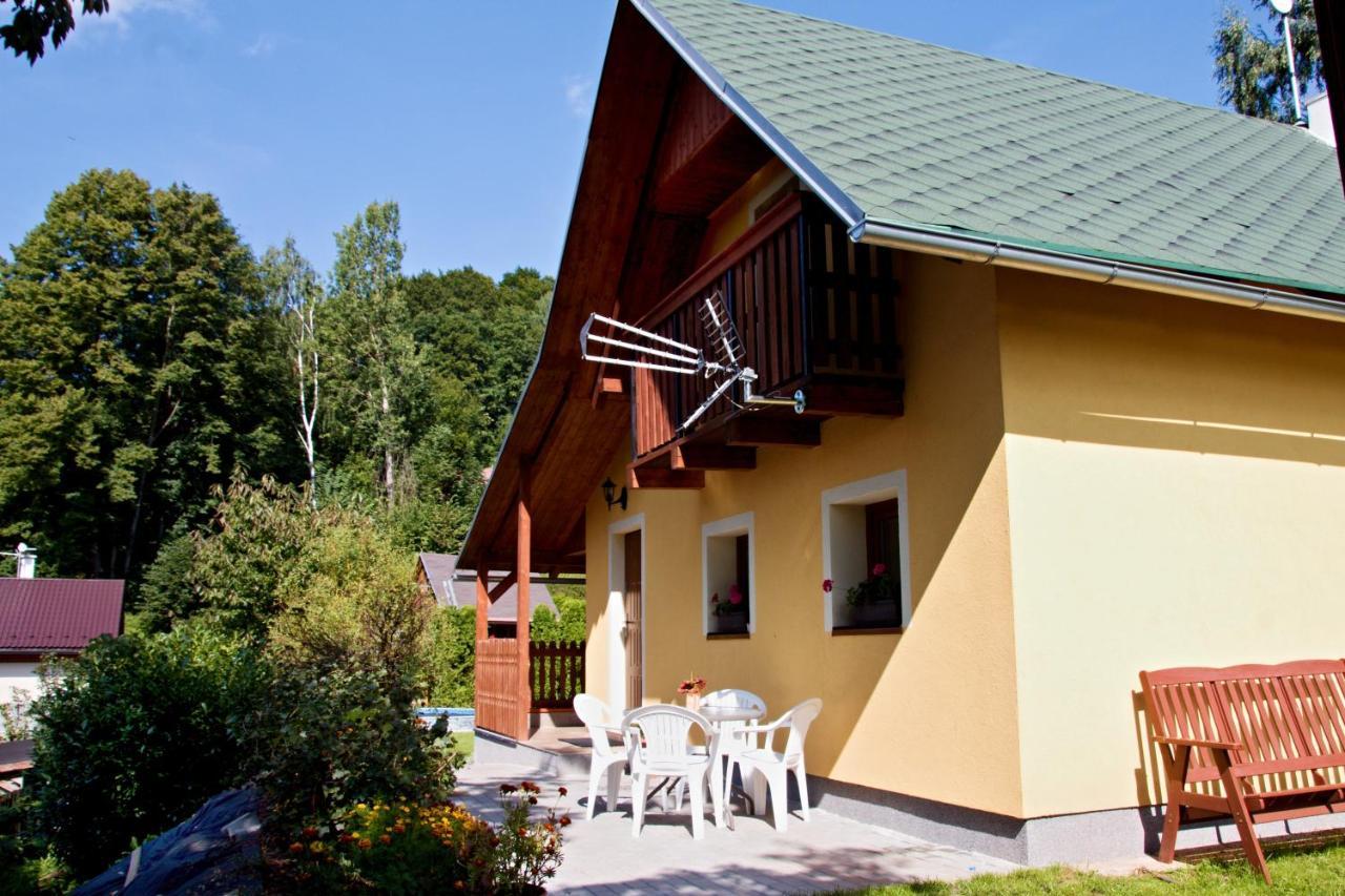 Chata U Lesa Svoboda nad Upou Exterior photo