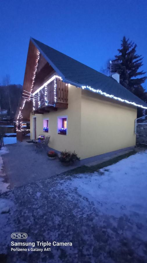 Chata U Lesa Svoboda nad Upou Exterior photo